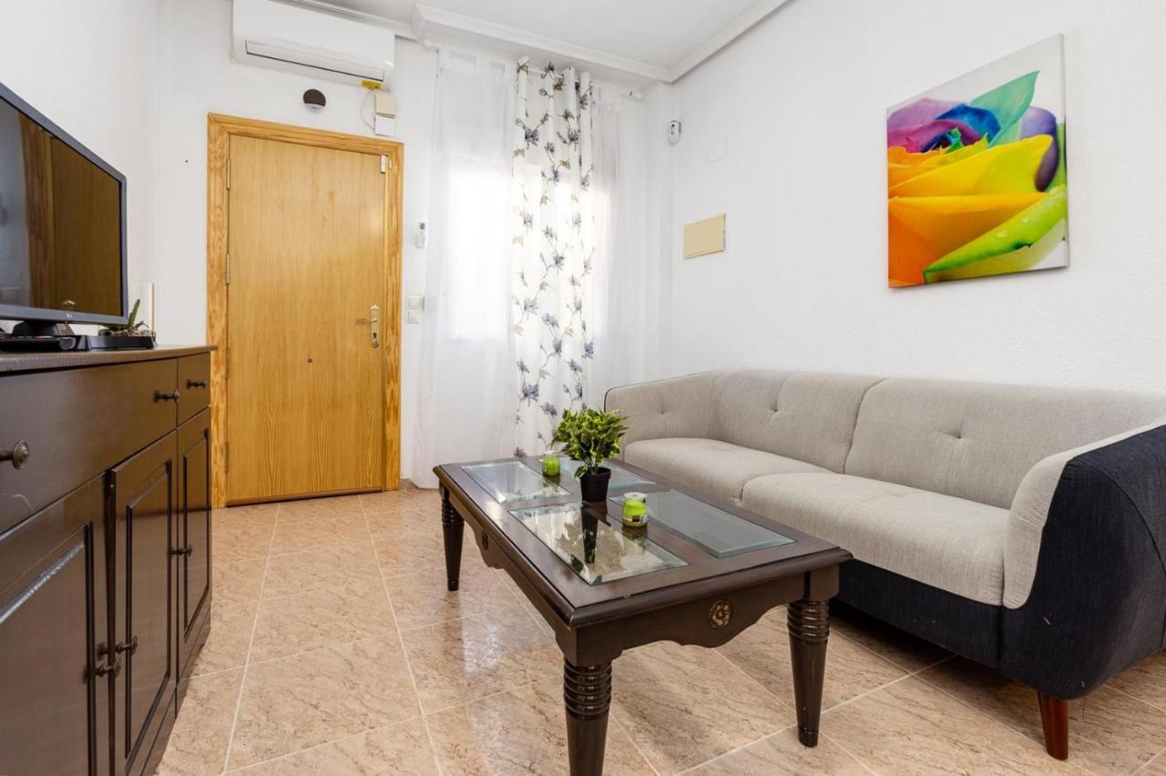 Bonito Apartamento De Dos Habitacion Y Piscina Torrevieja Eksteriør billede